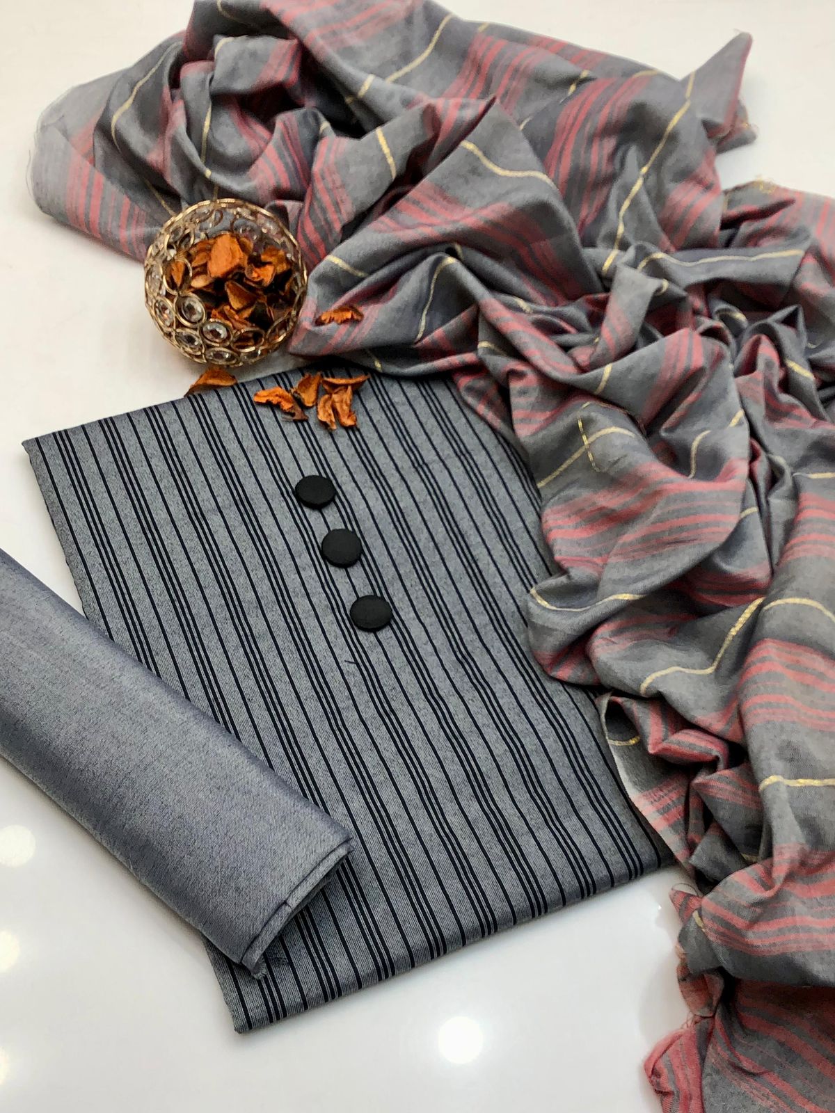 Swiss Lawn 3PC